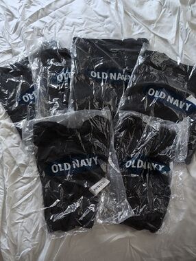 Bulk (5 Small 1 Medium) Old Navy Black T-Shirts Pack